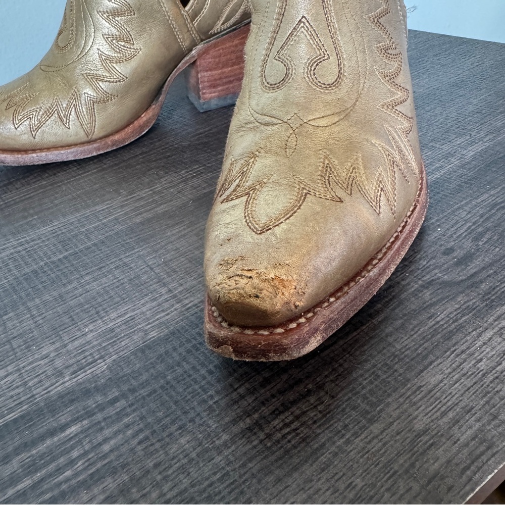Ariat Women's Dixon Western Booties - Picture 9 of 15